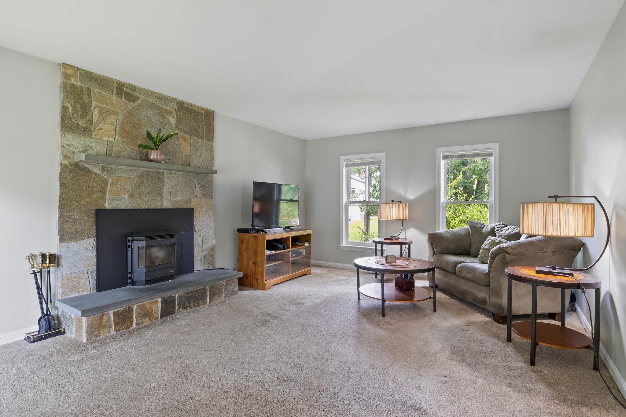 6 Dacotah Street Hampton, NH 03842 - Photo 11 of 53