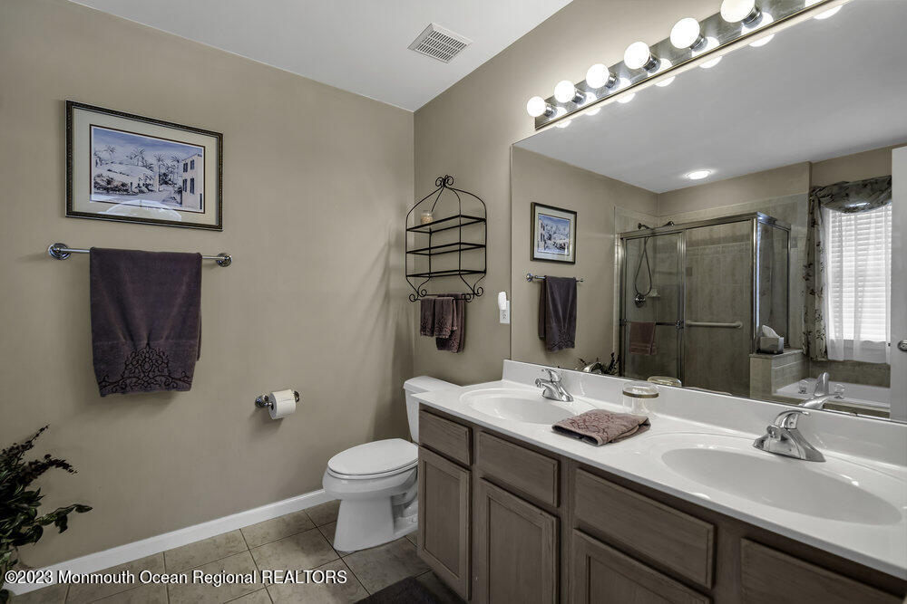 5 Winding River Road Lakewood, NJ 08701 - Photo 25 of 31 027_dsc08551