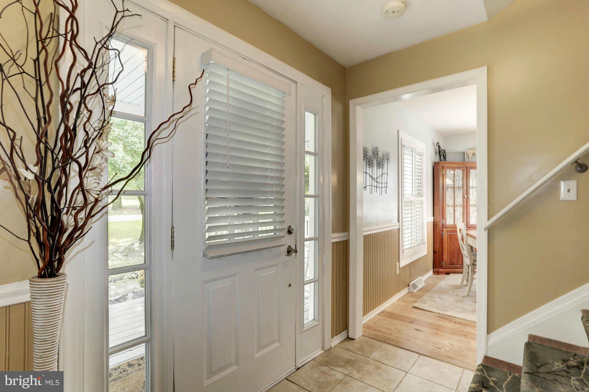 2431 Braddock Road Mount Airy, MD 21771 - Photo 5 of 30 Foyer looking into the dining room