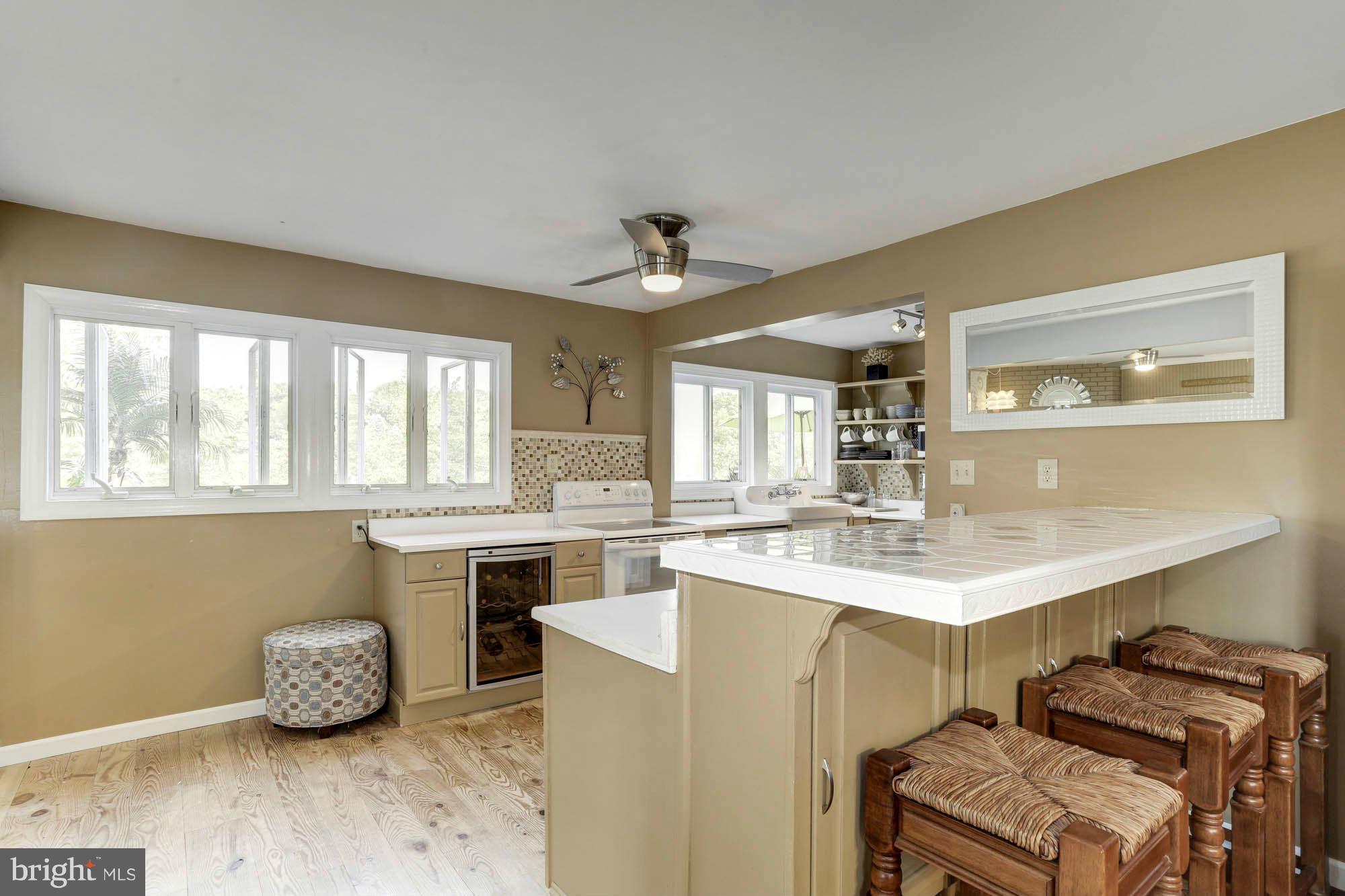 2431 Braddock Road Mount Airy, MD 21771 - Photo 9 of 30 Kitchen