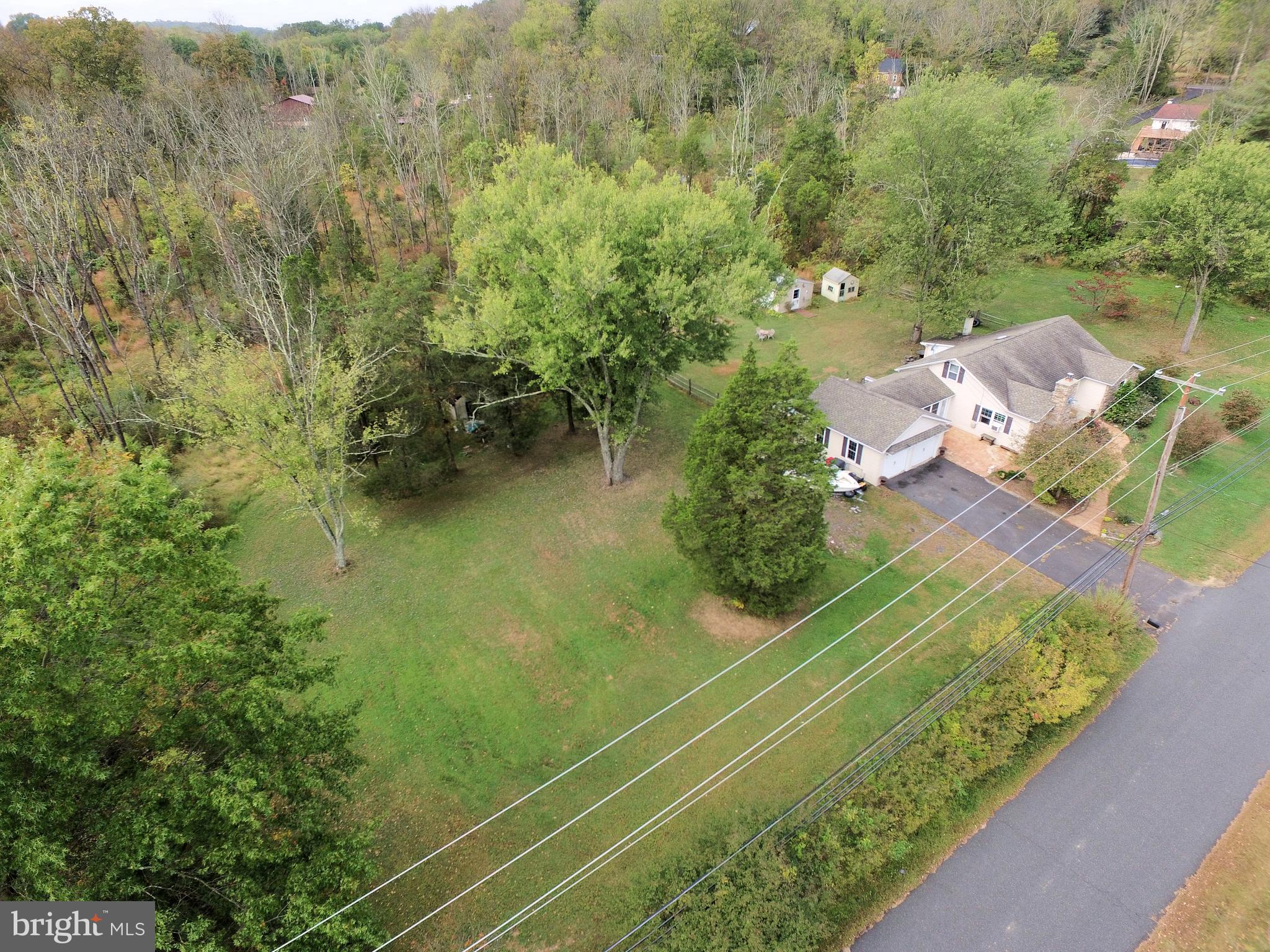 1002 Penny Road Green Lane, PA 18054 - Photo 3 of 26 Gallery Image 3
