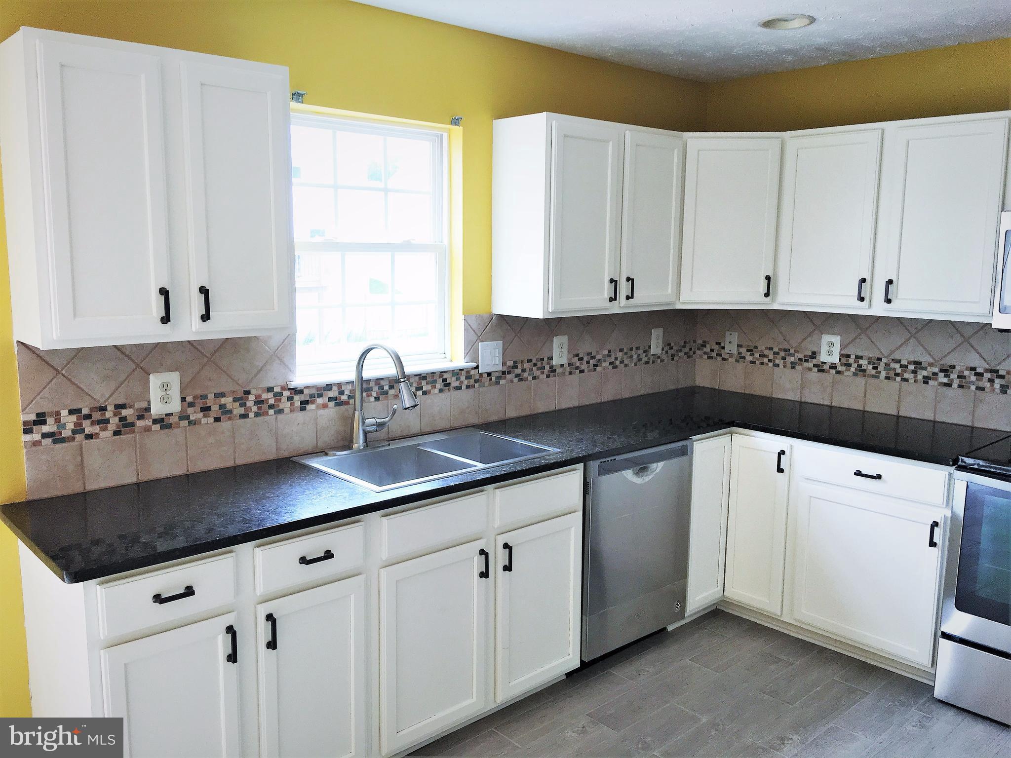 2827 Profitt Path Edgewood, MD 21040 - Photo 6 of 13 Kitchen