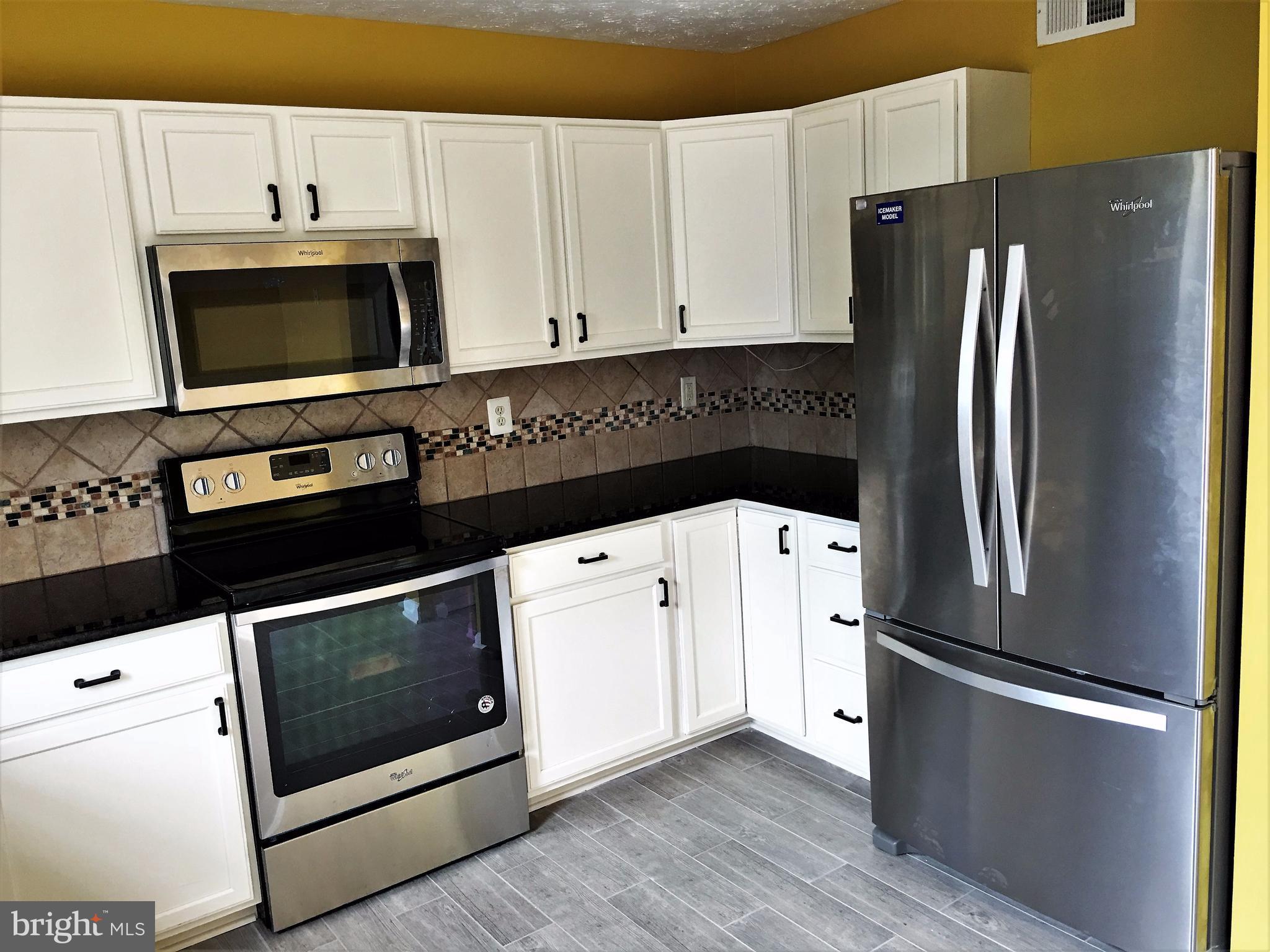 2827 Profitt Path Edgewood, MD 21040 - Photo 7 of 13 Kitchen