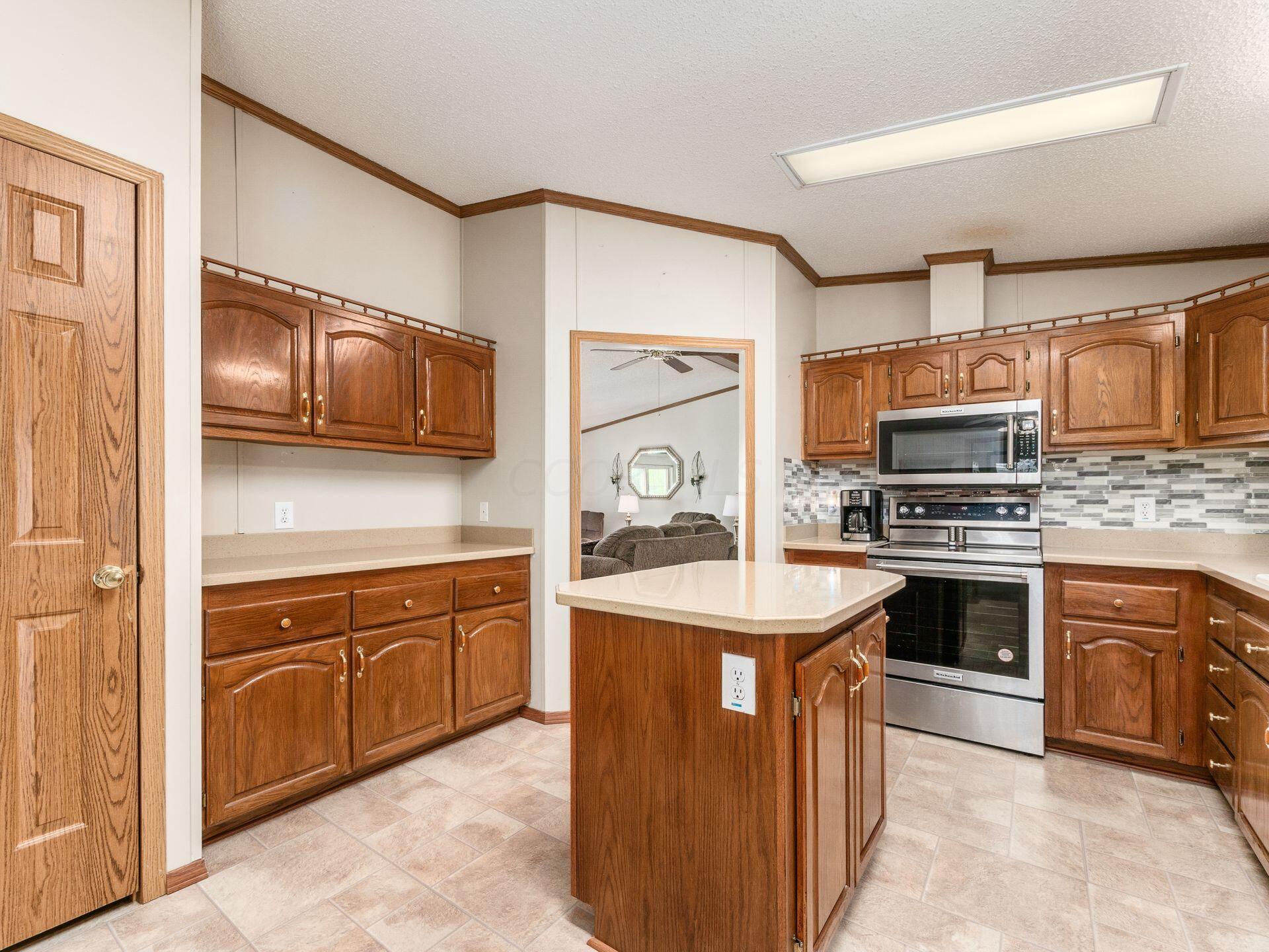 4639 Devore Road Mount Vernon, OH 43050 - Photo 15 of 54 4639 Devore Road-11