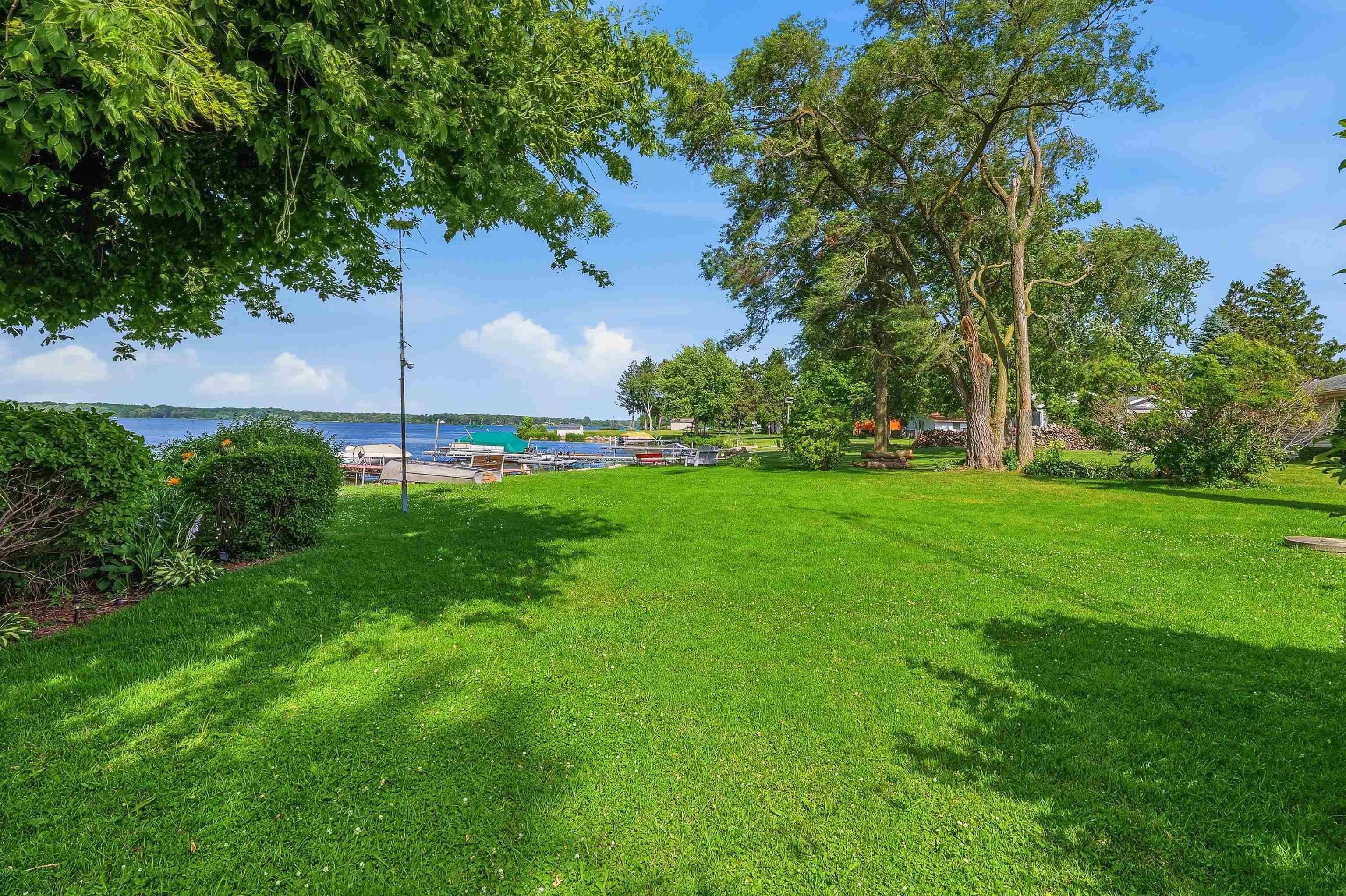 W10300 Sunny Point Road Beaver Dam, WI 53916 - Photo 10 of 33