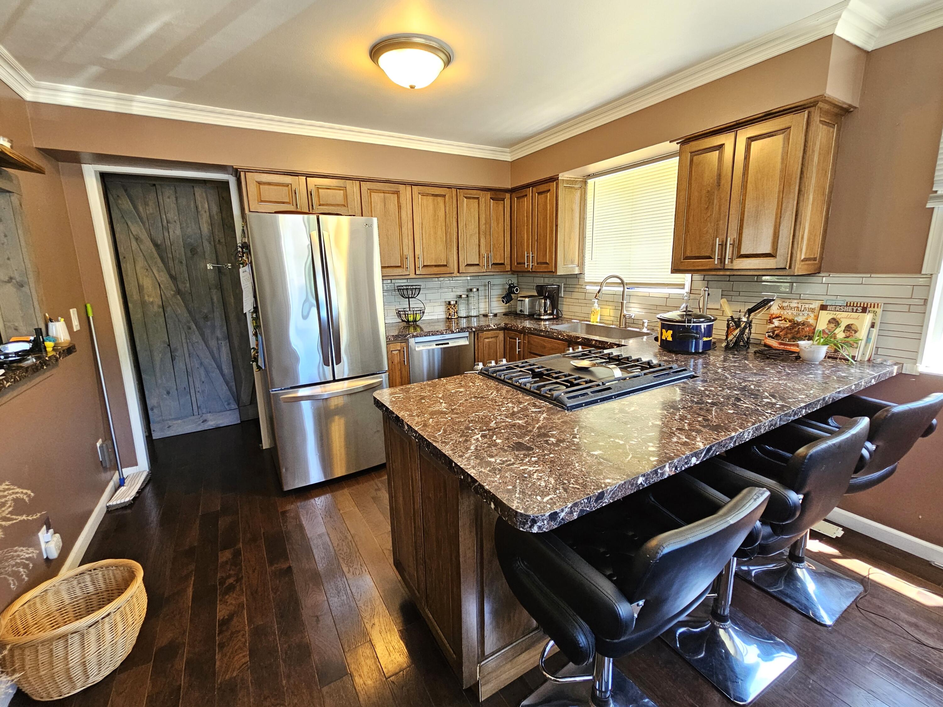 7335 Miller Road Swartz Creek, MI 48473 - Photo 4 of 28 Gallery Image 4