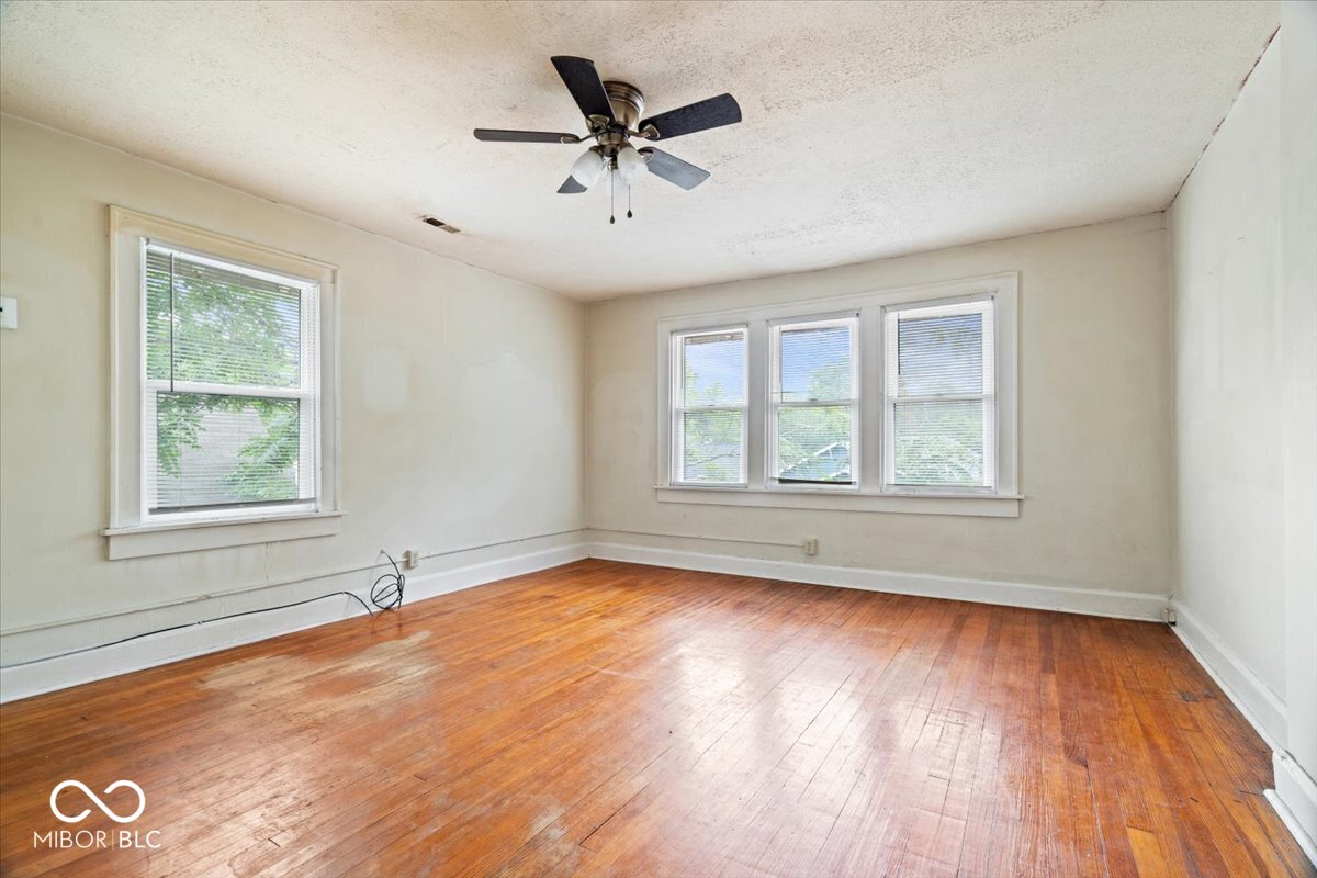 4044 Boulevard Place Indianapolis, IN 46208 - Photo 17 of 34