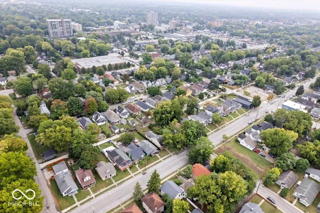 $379,000 | 4044 Boulevard Place, Indianapolis, IN 46208