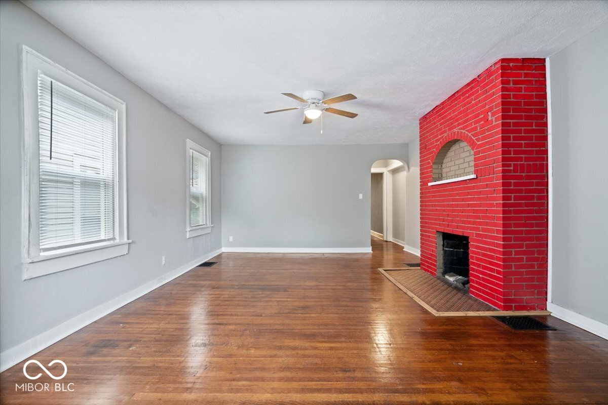 4044 Boulevard Place Indianapolis, IN 46208 - Photo 7 of 34