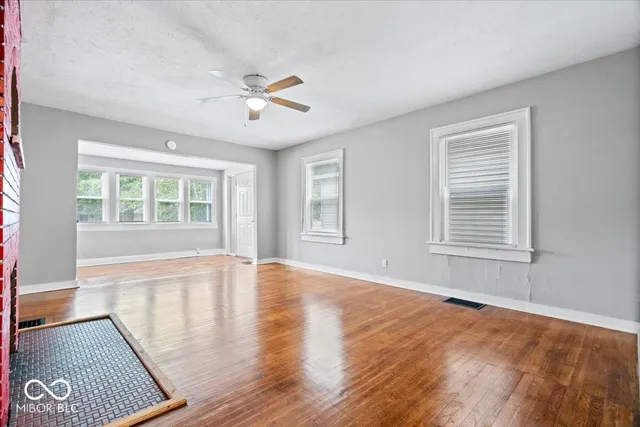 $379,000 | 4044 Boulevard Place, Indianapolis, IN 46208