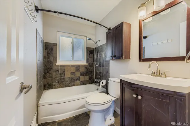 $1,995 | 2687 West Mississippi Avenue, Denver, CO 80219