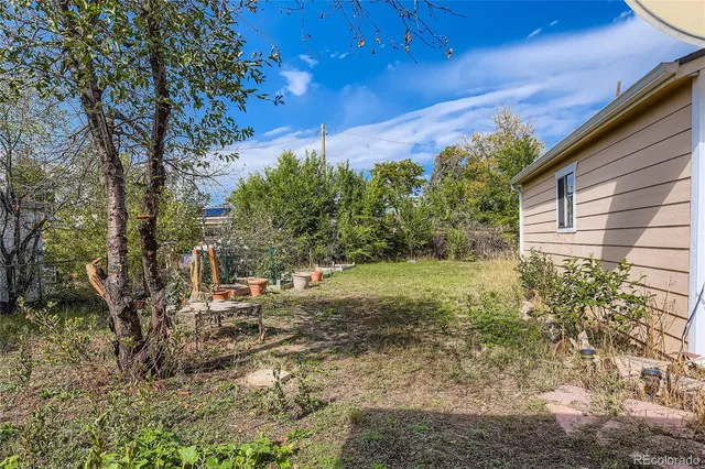 $1,995 | 2687 West Mississippi Avenue, Denver, CO 80219