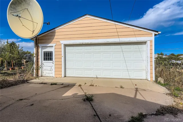 $1,995 | 2687 West Mississippi Avenue, Denver, CO 80219