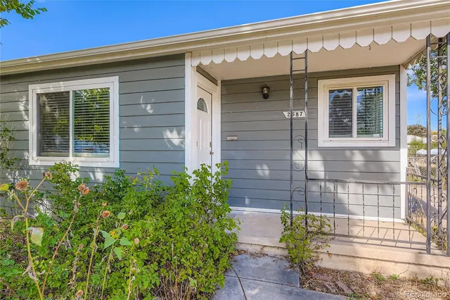 $1,995 | 2687 West Mississippi Avenue, Denver, CO 80219