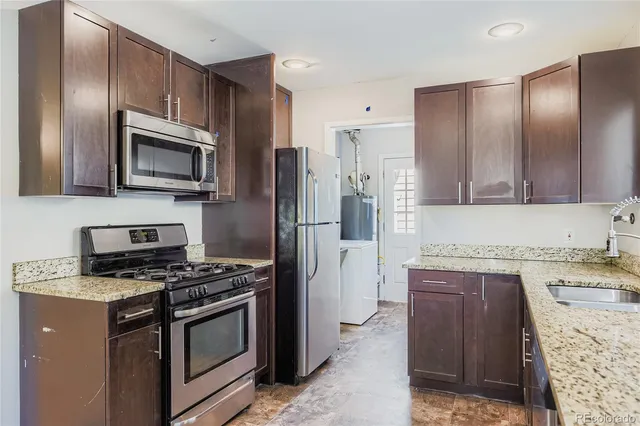 $1,995 | 2687 West Mississippi Avenue, Denver, CO 80219