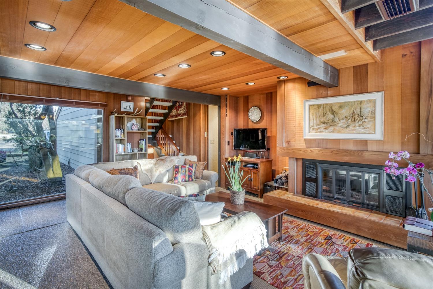 14597 North Friant Road Friant, CA 93626 - Photo 8 of 55 Gallery Image 8