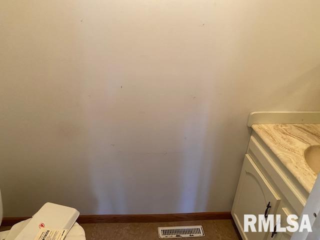 524 Salome Avenue Springfield, IL 62702 - Photo 9 of 14 Gallery Image 9