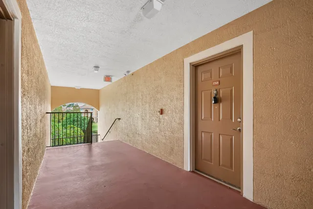 $218,000 | 3769 Northwest Mediterranean Lane, Unit 2308, Jensen Beach, FL 34957