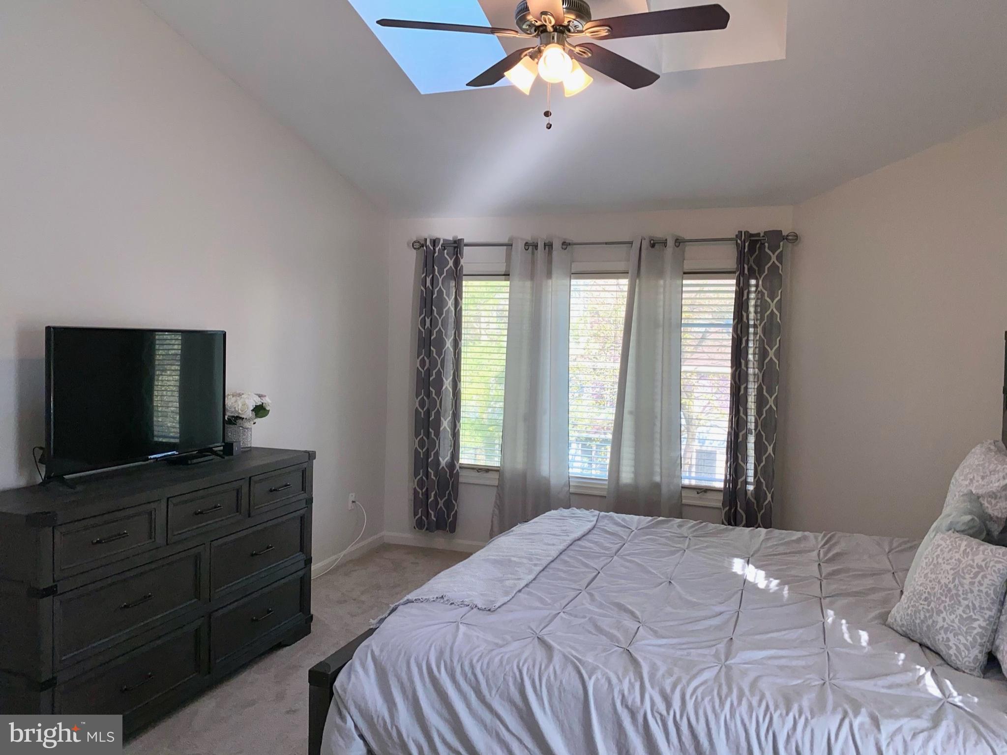 5219 Columbia Road, Unit 662 Columbia, MD 21044 - Photo 15 of 29 Owner's suite