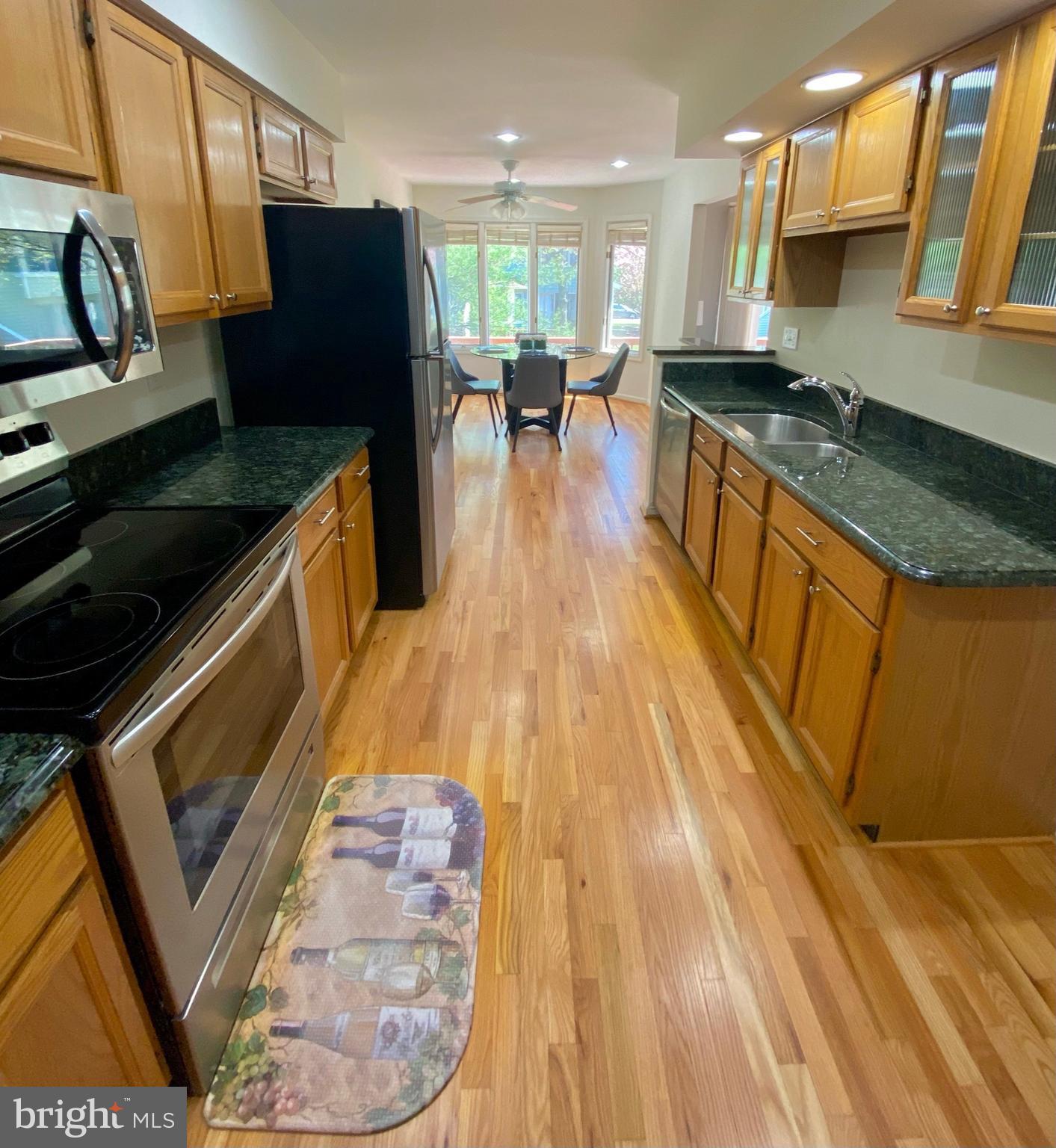 5219 Columbia Road, Unit 662 Columbia, MD 21044 - Photo 8 of 29 Kitchen