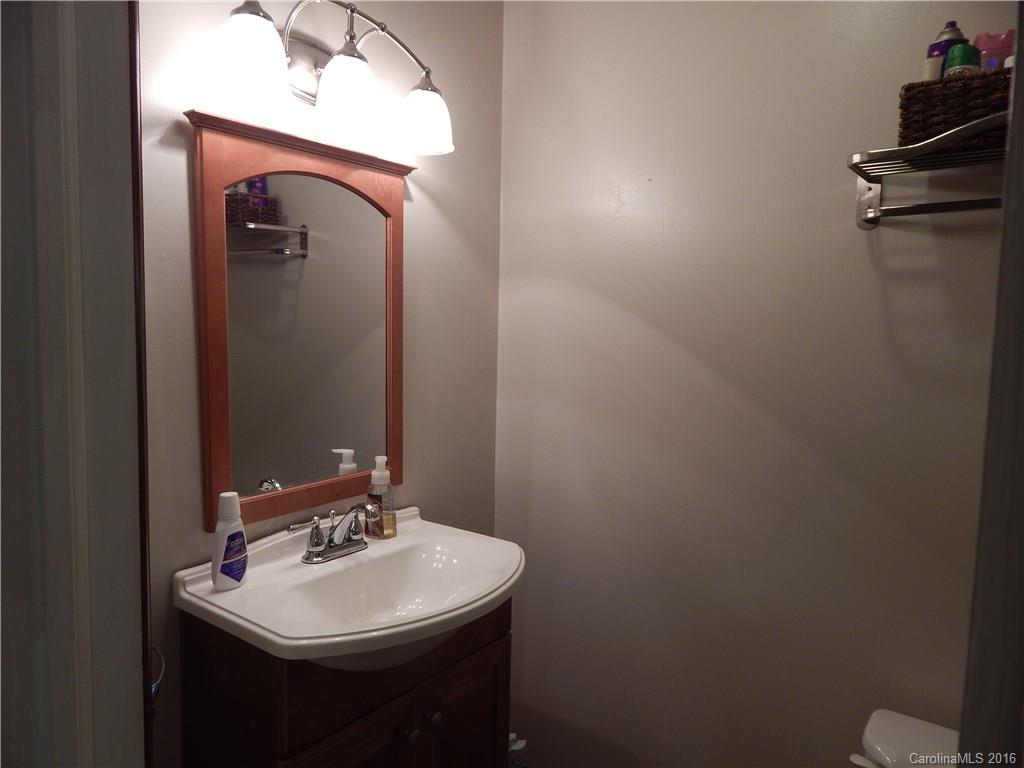 32127 Austin Road New London, NC 28127 - Photo 16 of 23 Gallery Image 16