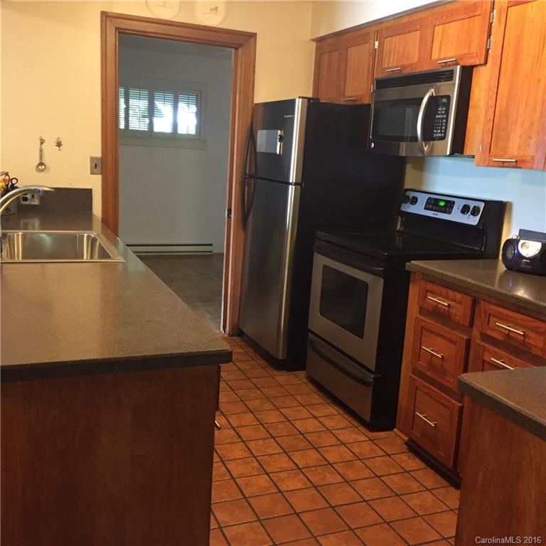 32127 Austin Road New London, NC 28127 - Photo 5 of 23 Gallery Image 5