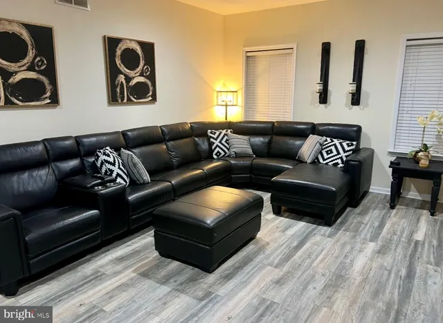 $3,999 | 510 Boxwood Lane, Woodbury, NJ 08096