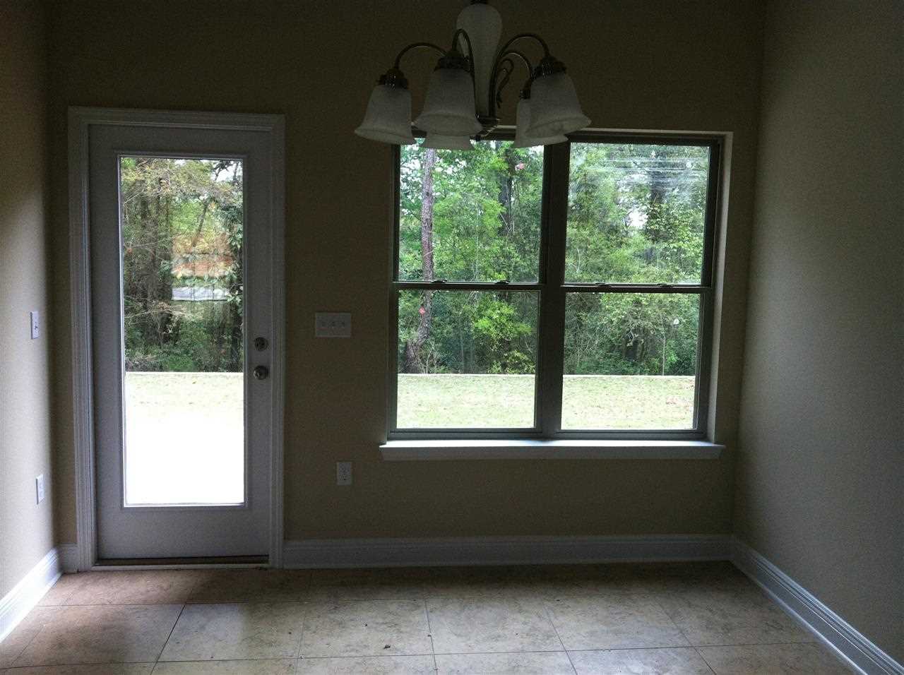 805 Farmington Road Pensacola, FL 32504 - Photo 3 of 12 Gallery Image 3
