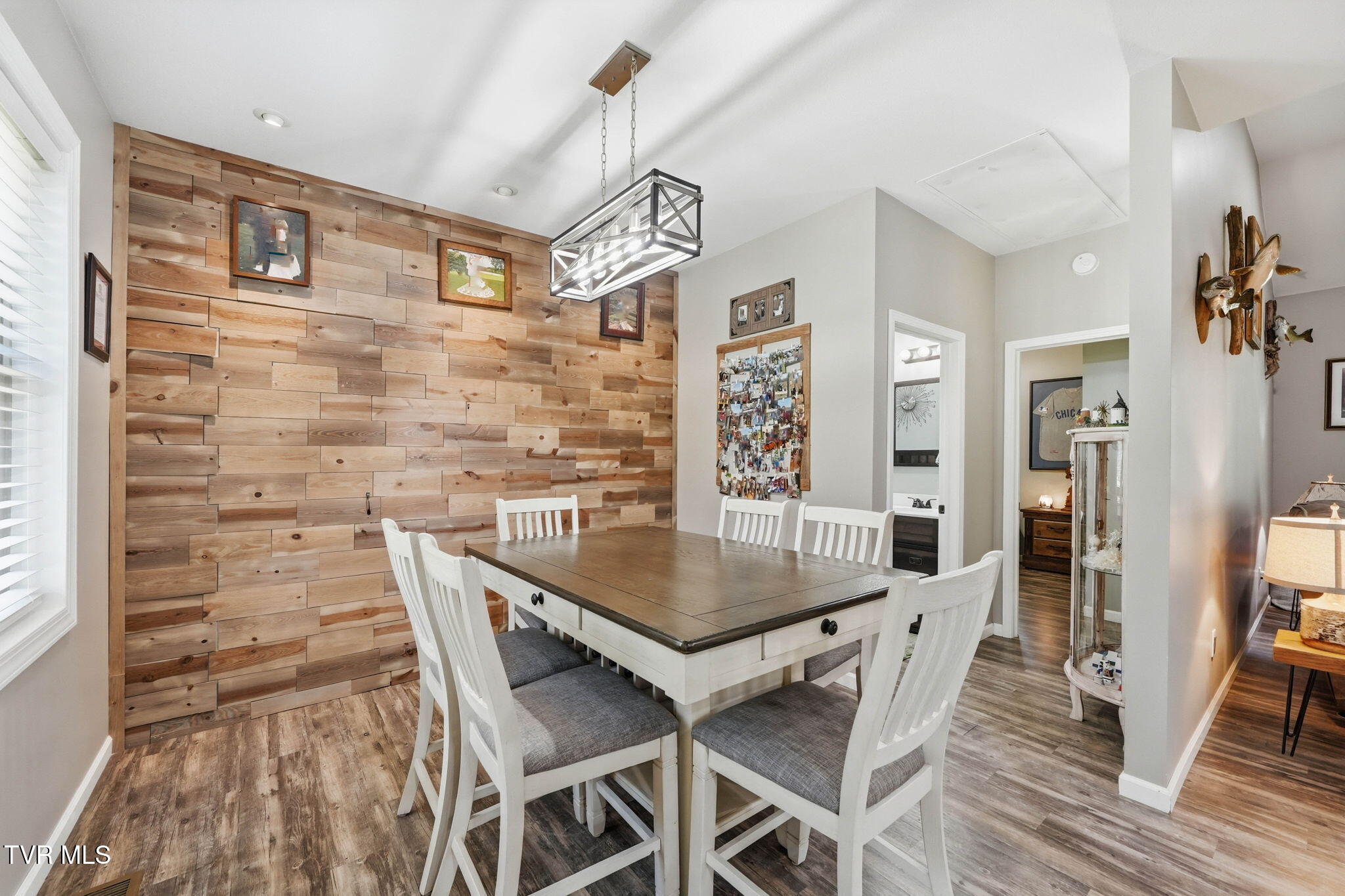 289 Myrtle Drive Butler, TN 37640 - Photo 10 of 40 289 Myrtle Drive