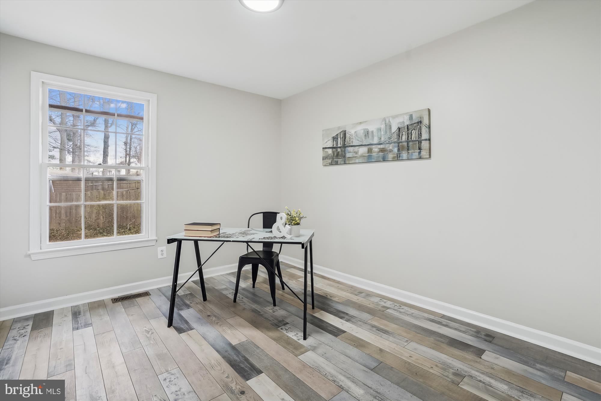 15895 Beaver Dam Road Dumfries, VA 22025 - Photo 17 of 40 Bright bedrooms