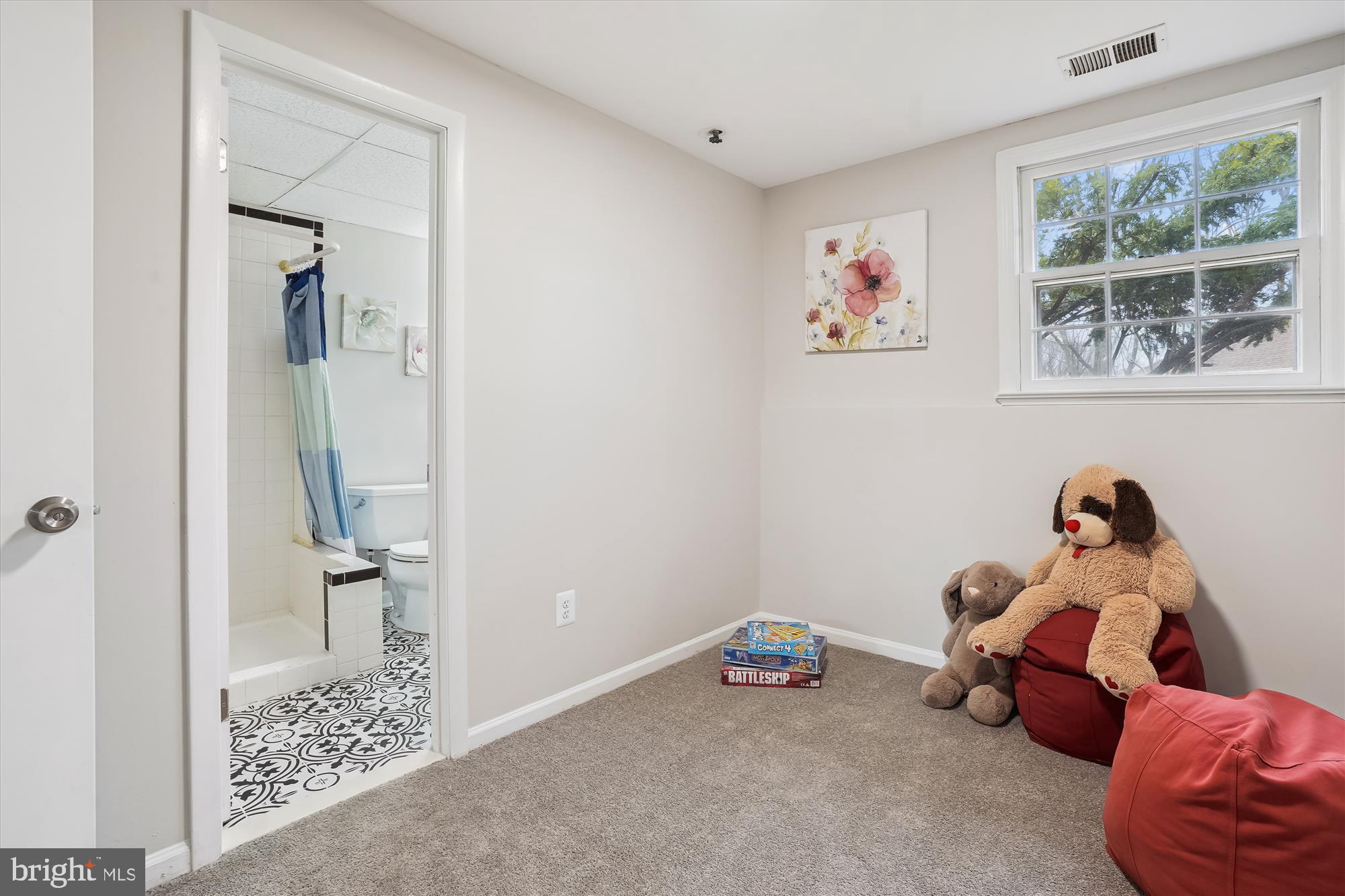 15895 Beaver Dam Road Dumfries, VA 22025 - Photo 23 of 40 Playroom/flex space