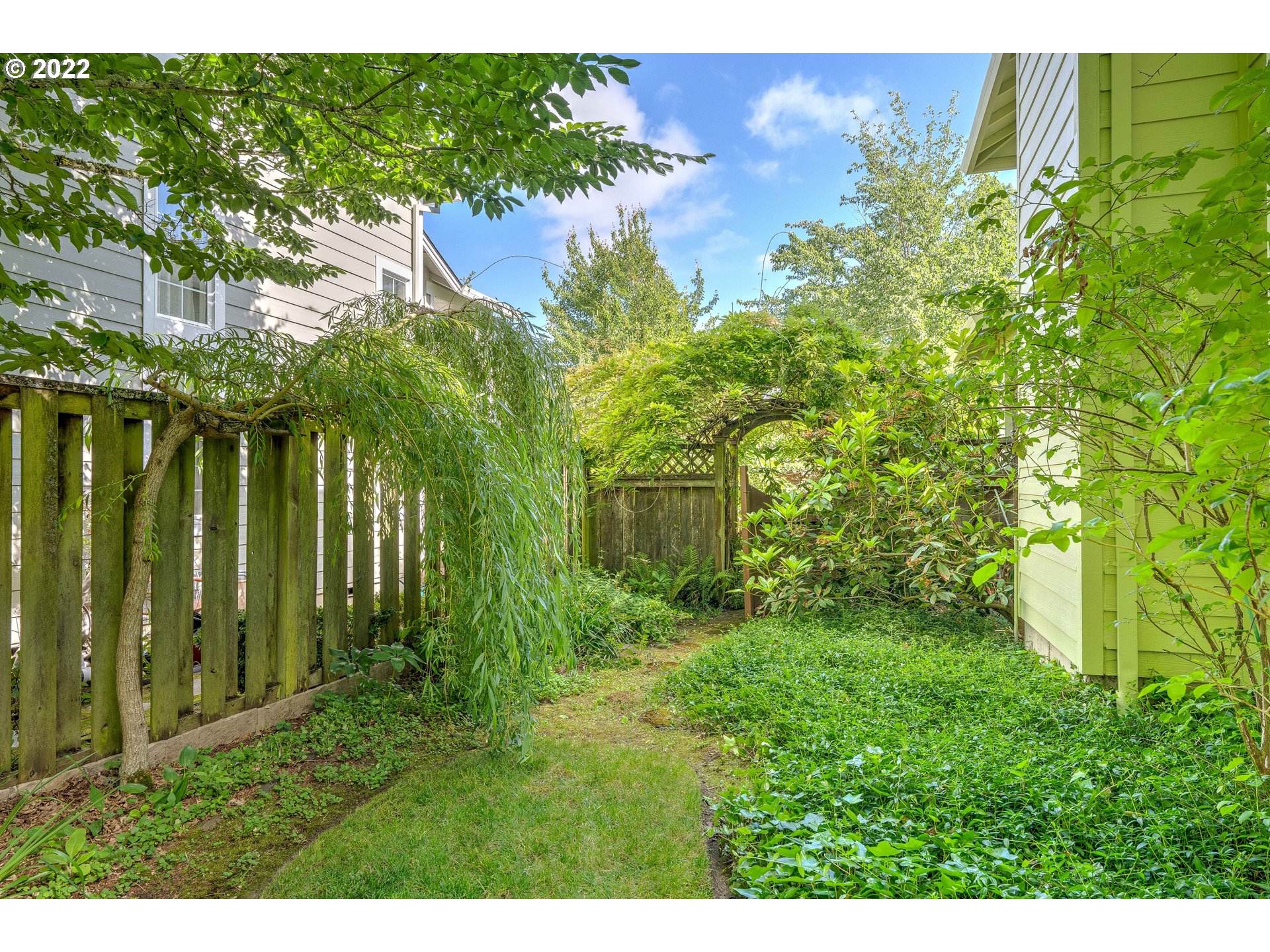 15718 Northwest Rondos Drive Portland, OR 97229 - Photo 29 of 32 Gallery Image 29
