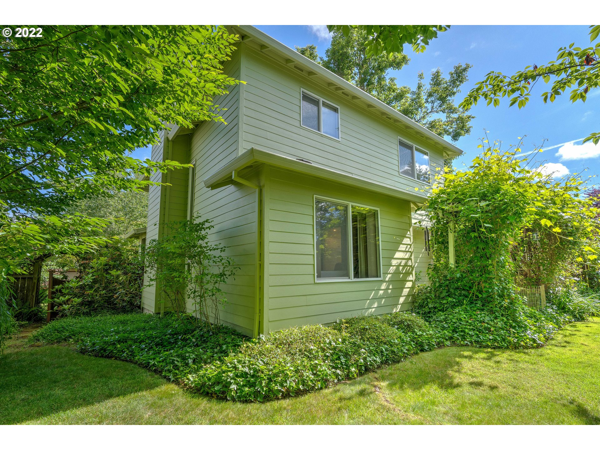 15718 Northwest Rondos Drive Portland, OR 97229 - Photo 30 of 32 Gallery Image 30