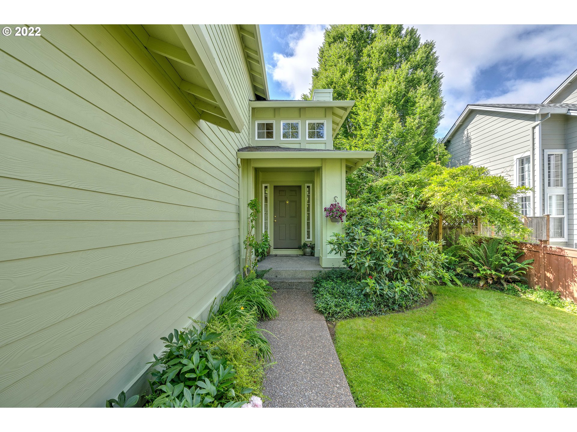 15718 Northwest Rondos Drive Portland, OR 97229 - Photo 3 of 32 Gallery Image 3