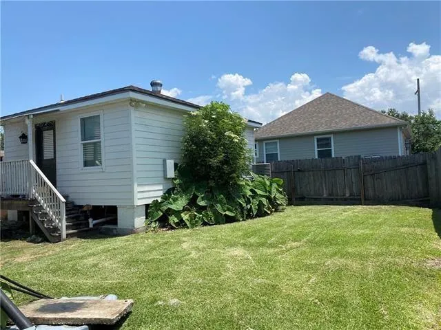 $1,100 | 6029 Wickfield Drive, New Orleans, LA 70122