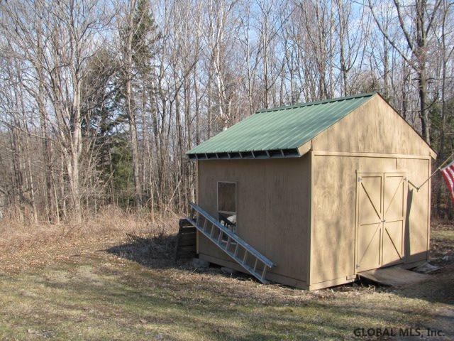 317 Lakeview Road Mayfield, NY 12117 - Photo 10 of 25 Photo 10