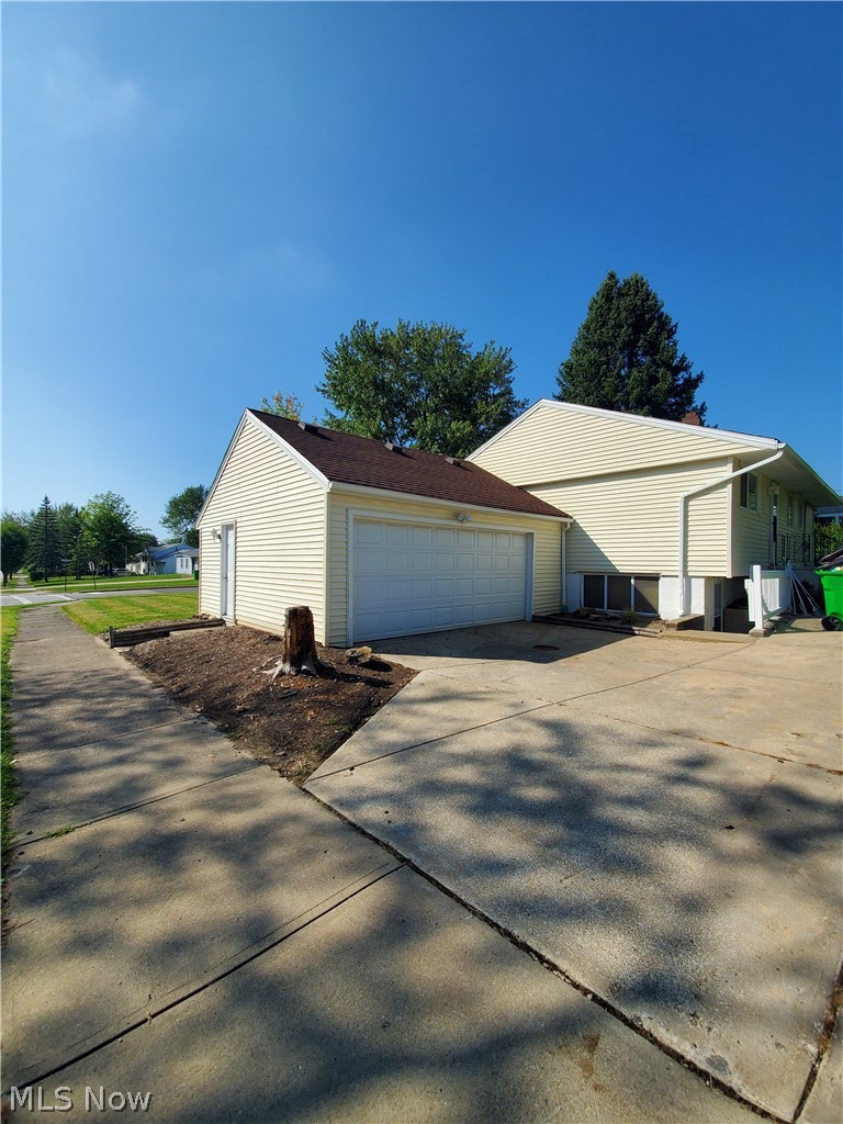 5479 Washburne Road Bedford, OH 44146 - Photo 3 of 3