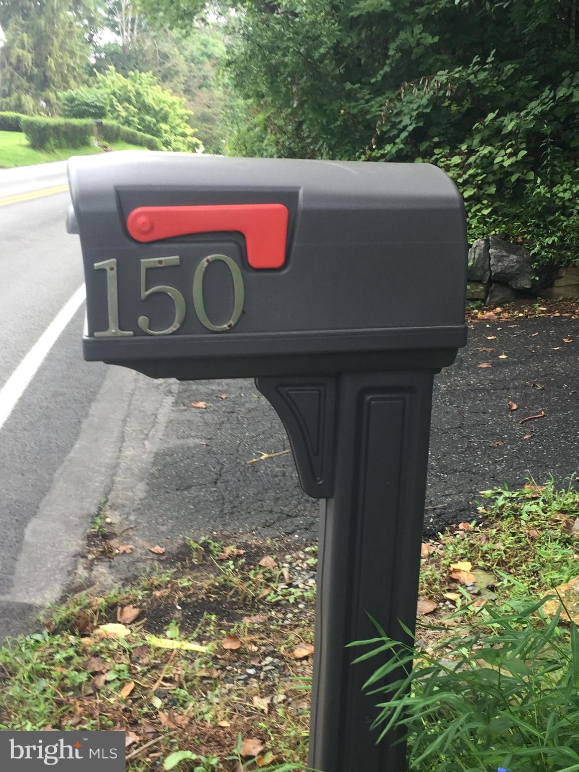 150 Glen Riddle Road Media, PA 19063 - Photo 3 of 32 Mailbox at Driveway Entaance