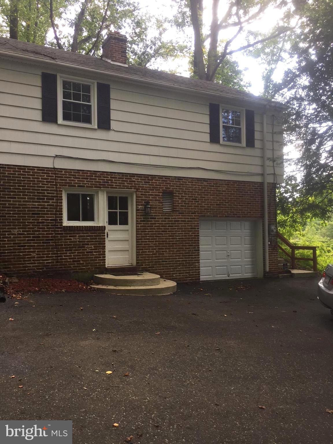 150 Glen Riddle Road Media, PA 19063 - Photo 24 of 32 Side Entrance and Garage