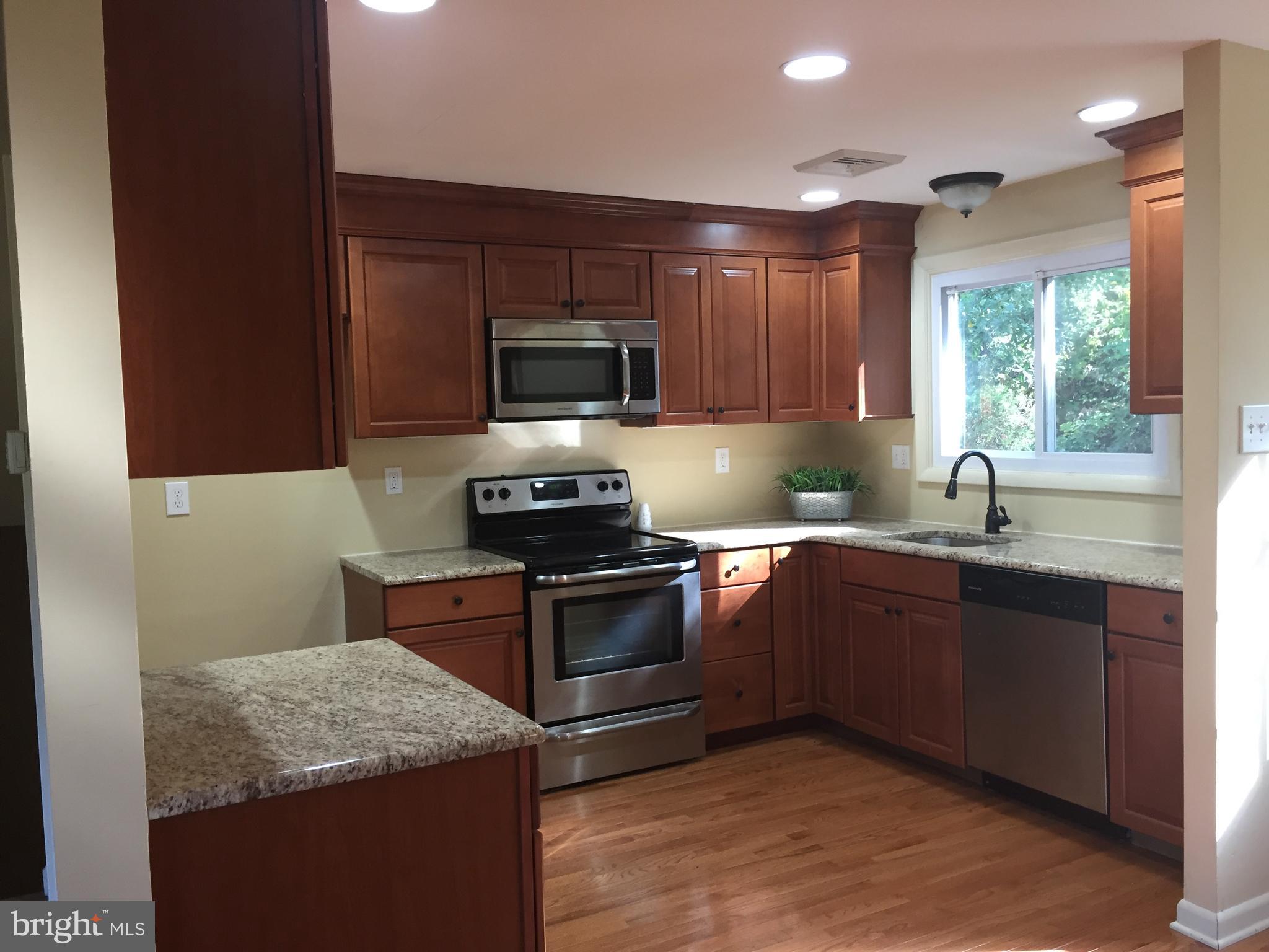 150 Glen Riddle Road Media, PA 19063 - Photo 9 of 32 Updated Kitchen Space