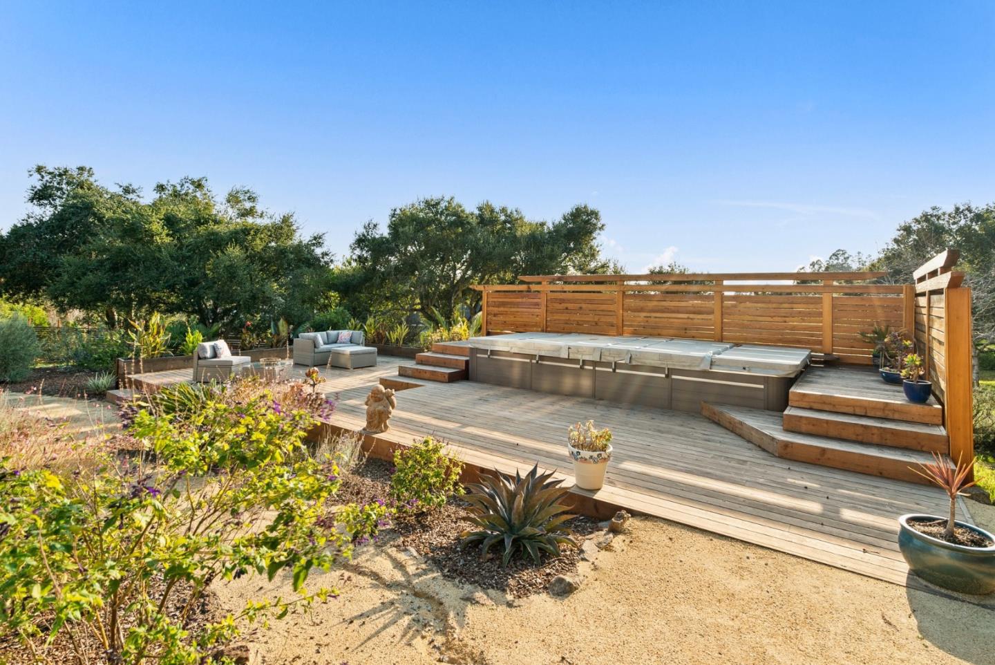 735 Meadow Road Aptos, CA 95003 - Photo 4 of 89 Gallery Image 4