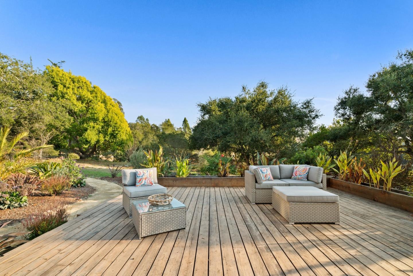 735 Meadow Road Aptos, CA 95003 - Photo 48 of 89 Gallery Image 48