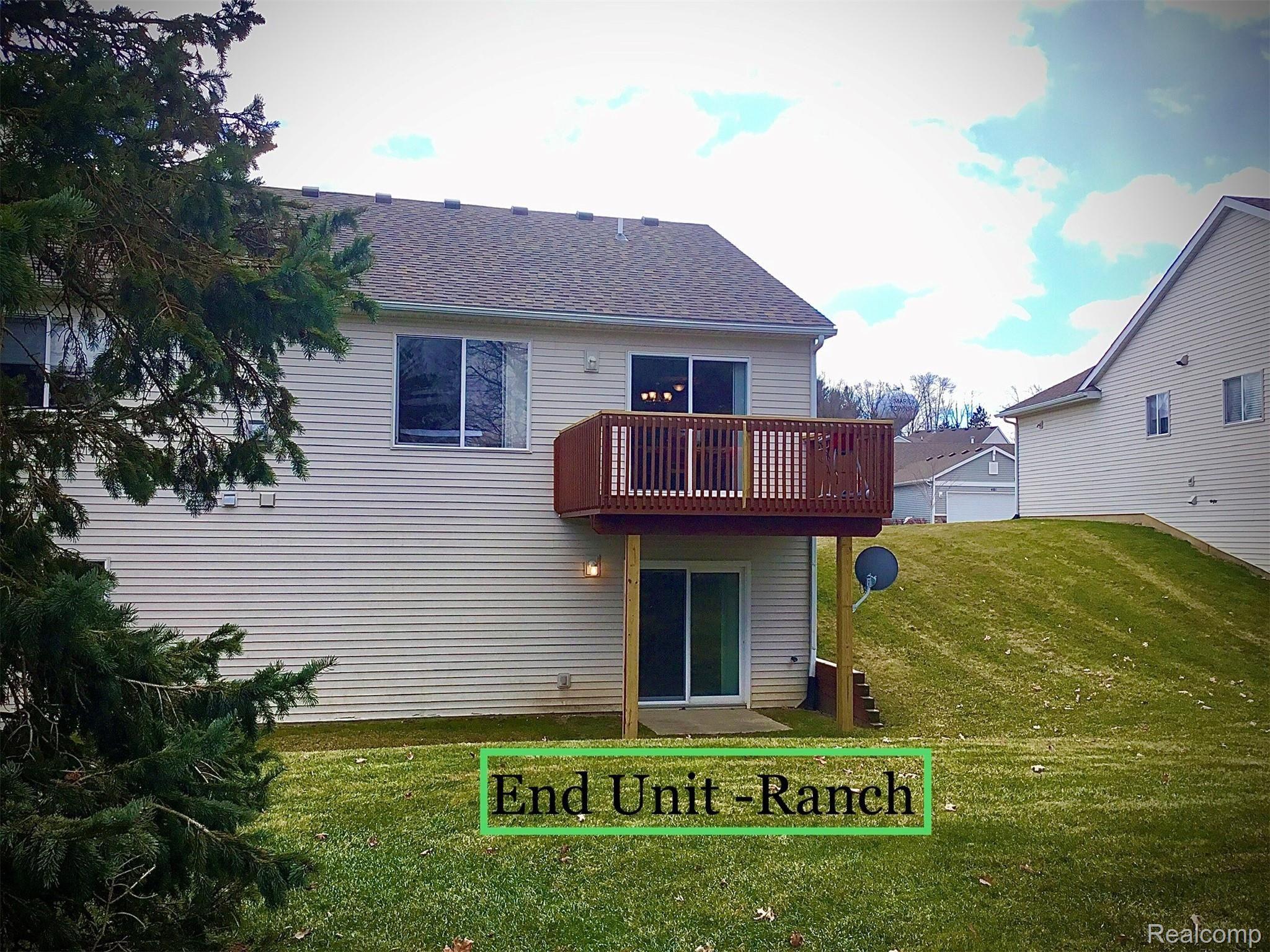 470 Hosta Howell, MI 48843 - Photo 6 of 32 Nice views!