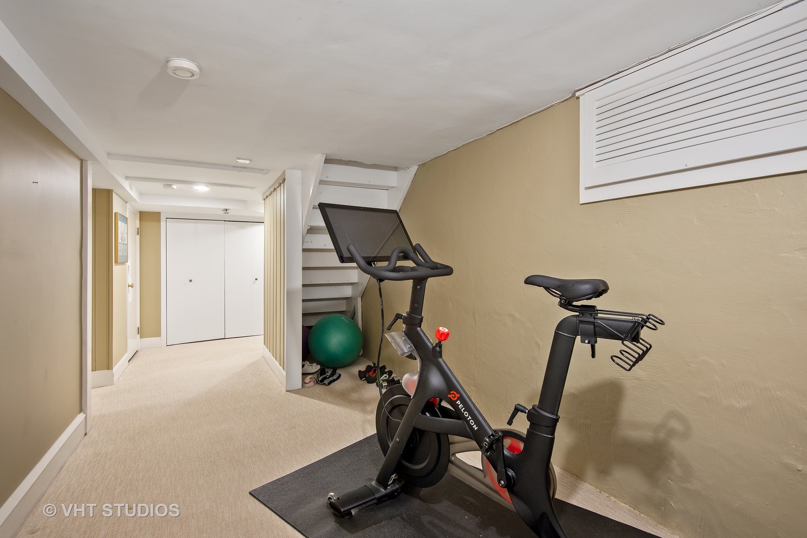 720 Forest Road Glenview, IL 60025 - Photo 25 of 33 Gallery Image 25