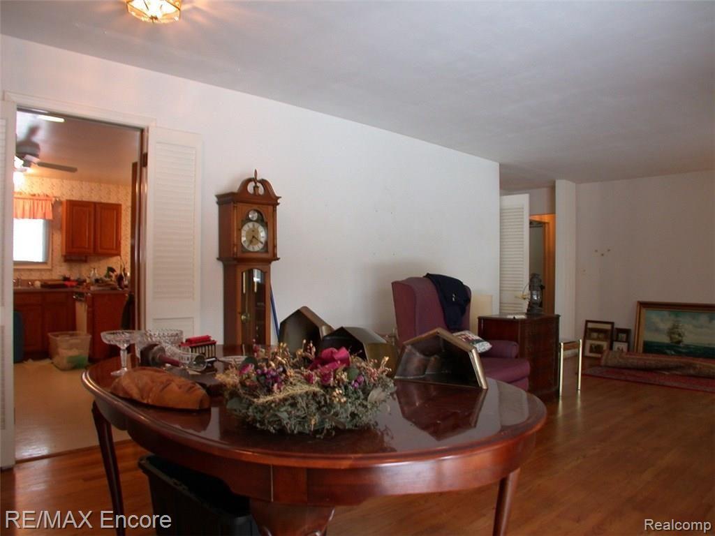 32121 Red Clover Road Farmington Hills, MI 48334 - Photo 18 of 45