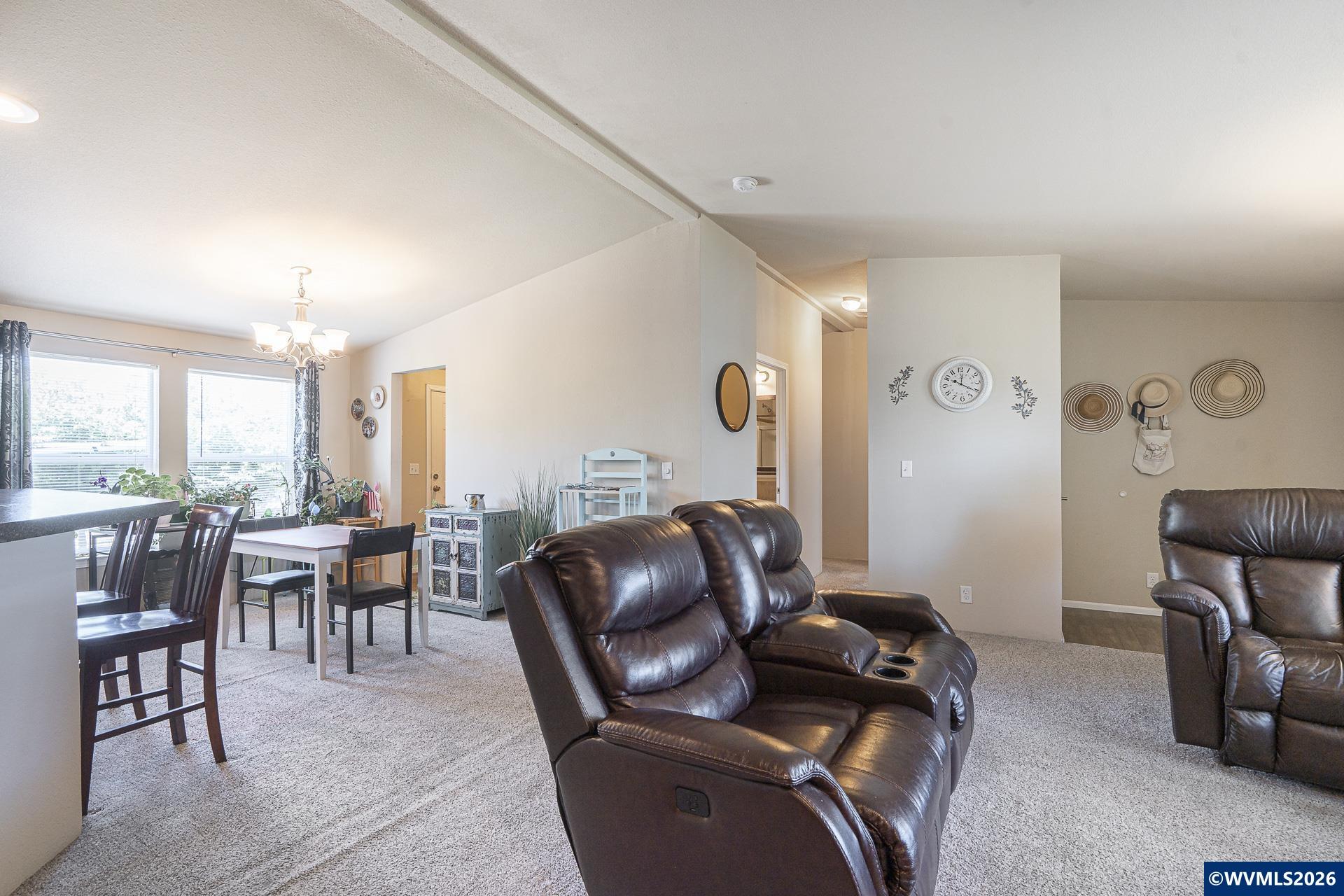 5422 Portland Road Northeast, Unit 130 Salem, OR 97305 - Photo 15 of 36