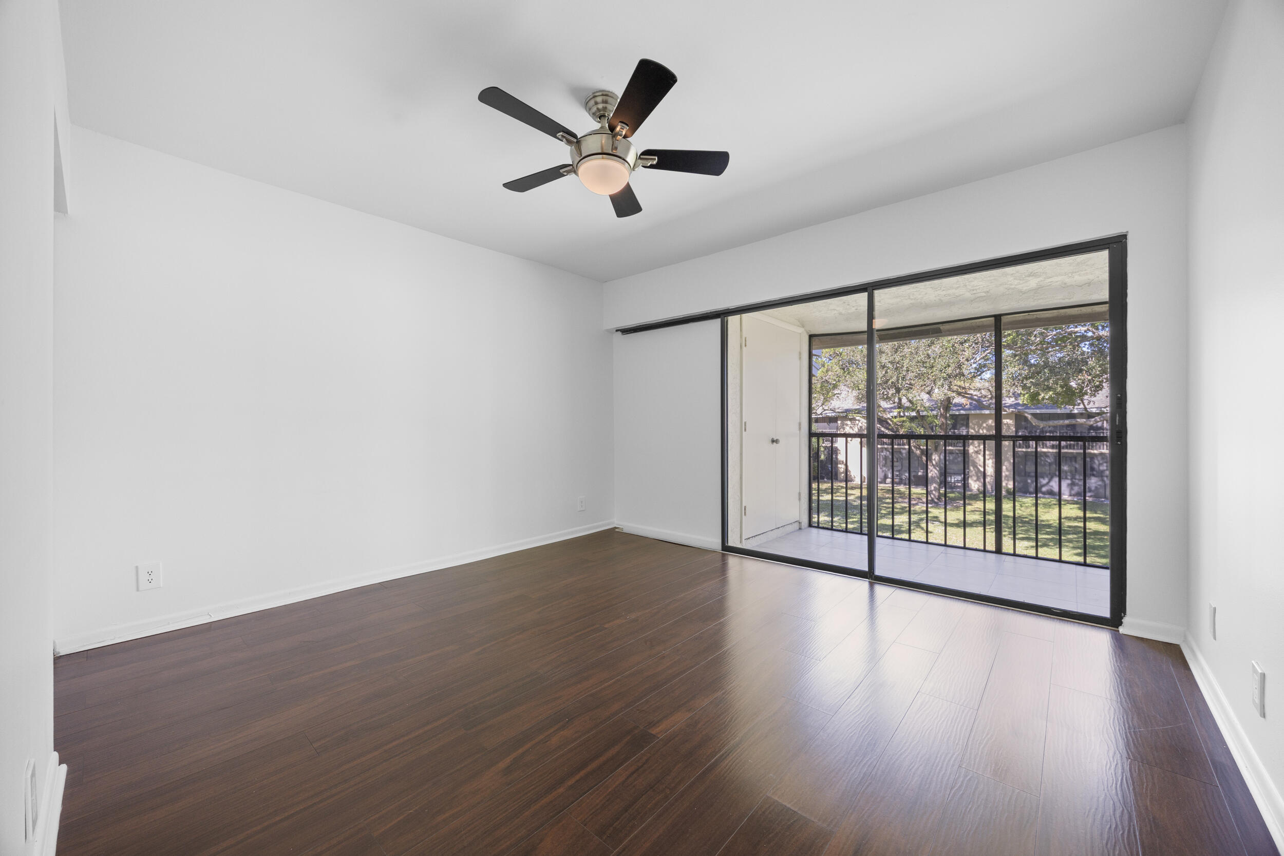 3939 Northeast 5th Avenue, Unit B206 Boca Raton, FL 33431 - Photo 21 of 38 Second Bedroom