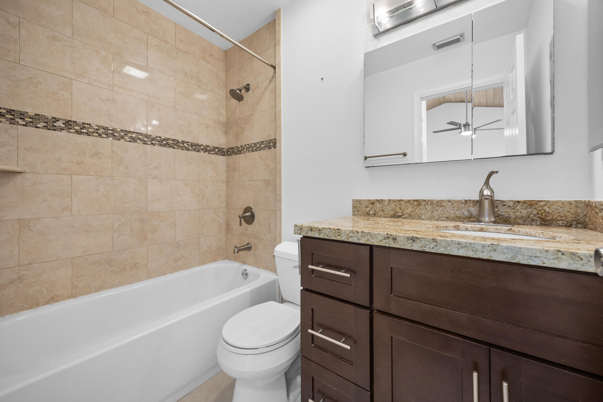 3939 Northeast 5th Avenue, Unit B206 Boca Raton, FL 33431 - Photo 25 of 38 Second Bathroom