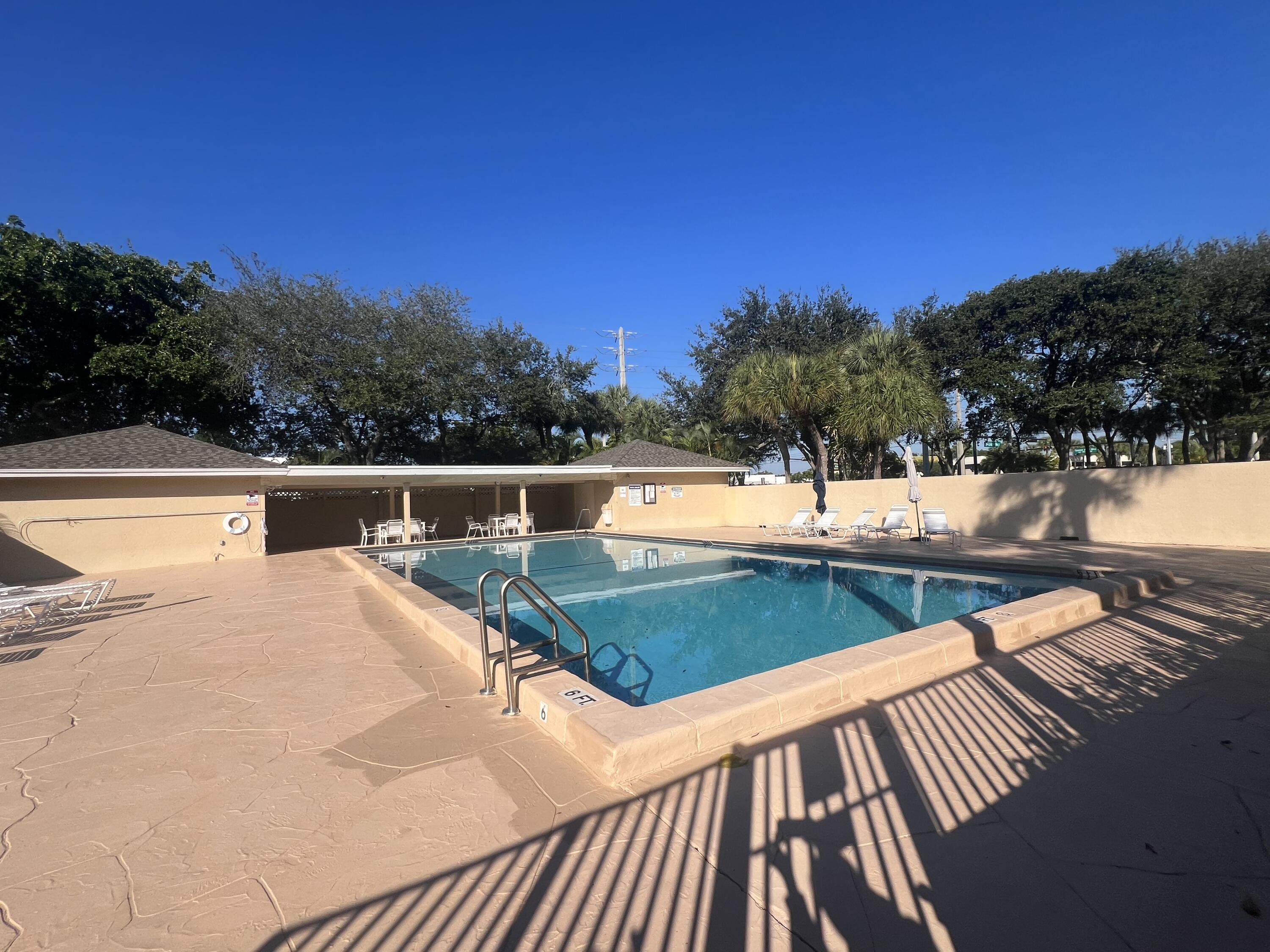 3939 Northeast 5th Avenue, Unit B206 Boca Raton, FL 33431 - Photo 34 of 38 IMG_0569