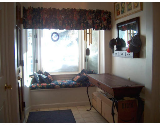 27 Wyman Road Marblehead, MA 01945 - Photo 2 of 8 Gallery Image 2